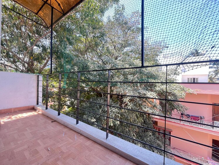 Balcony, indiranagar 2 Bedroom 1050 Sq.Ft. Builder Floor In Indiranagar Bangalore 9093991