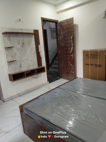Bedroom in Studio Builder Floor at Sector 40 – for Rent