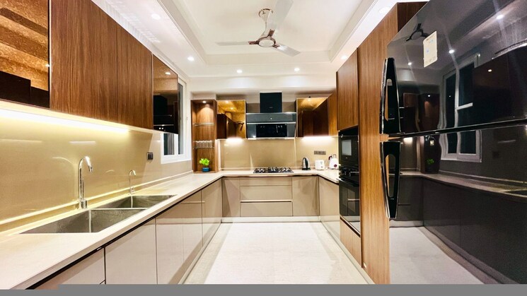 Kitchen, sector 25 3 Bedroom 300 Sq.Ft. Builder Floor In Sector 25 Gurgaon 9094012