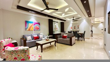 Team Area in 3 BHK Builder Floor at Sector 25 – for Rent