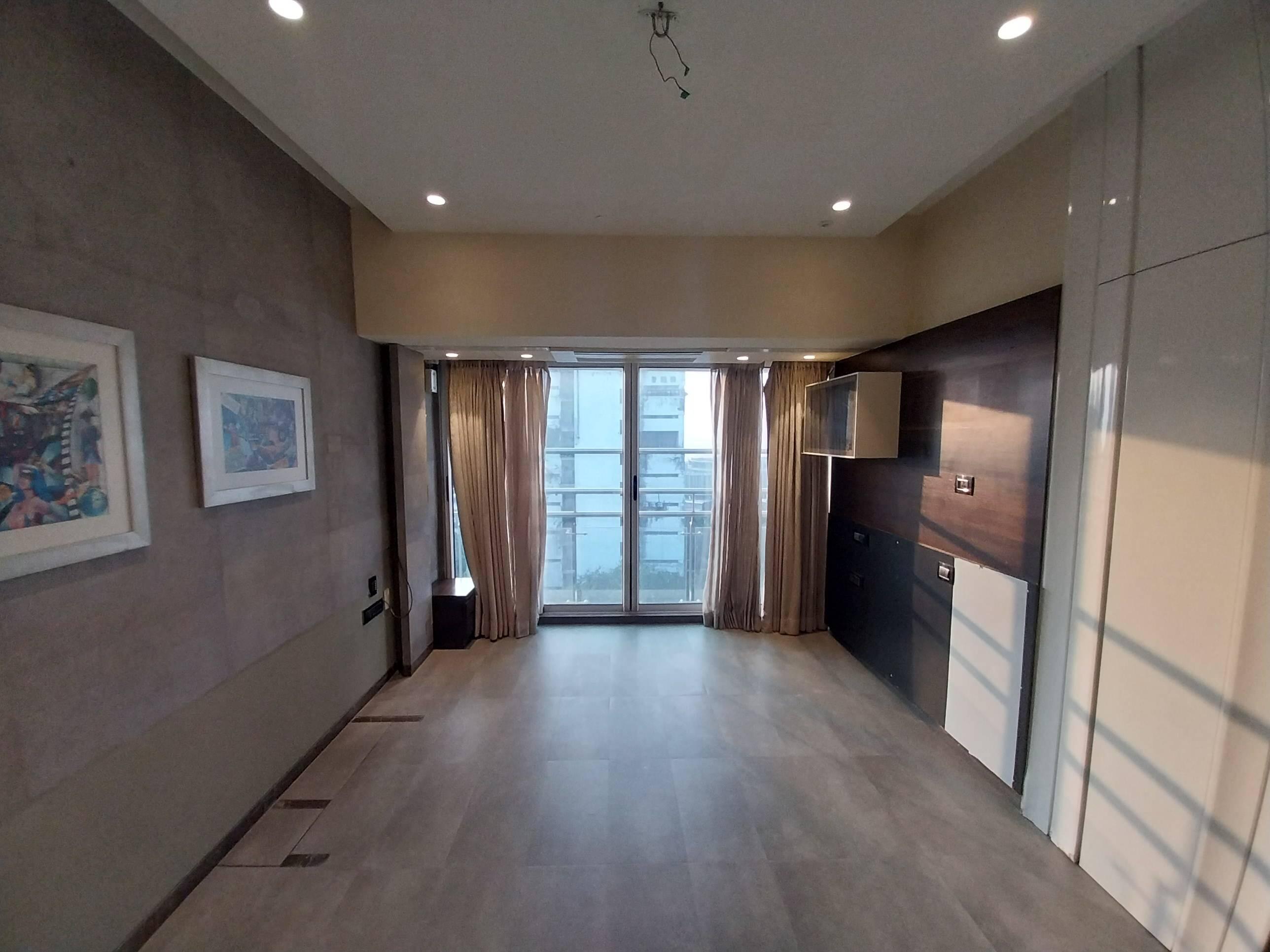 3 BHK + Pooja Room,Servant Room Apartment For Sale in Omega Luxuria, Dadar West