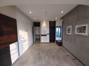 Room in 3 BHK Apartment at Dadar West – for Sale