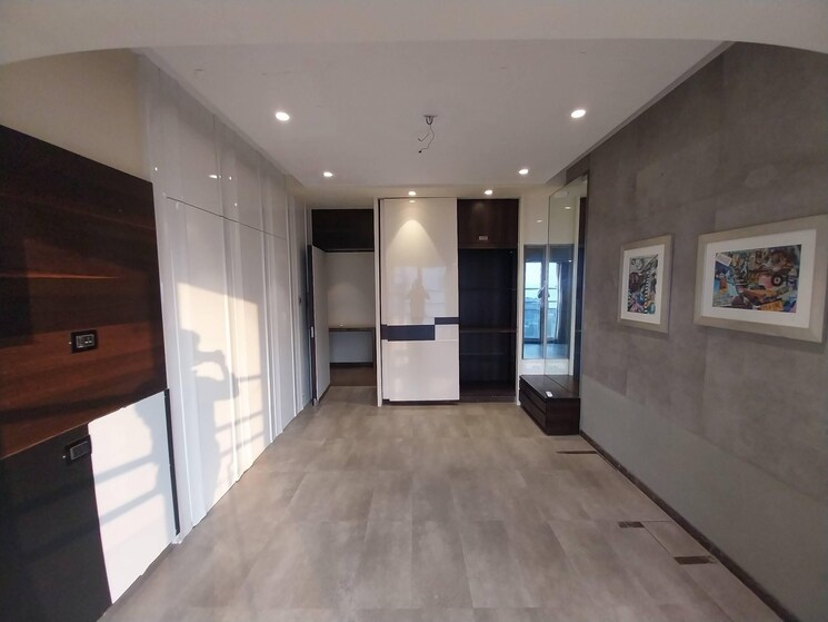 Room, dadar west 3 Bedroom 1650 Sq.Ft. Apartment In Dadar West Mumbai 9094008