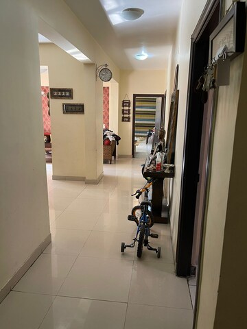 Team Area in 2 BHK Apartment at Unitech The Residences Sector 33, Sector 33 – for Rent