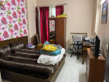 Bedroom in 2 BHK Apartment at Unitech The Residences Sector 33, Sector 33 – for Rent