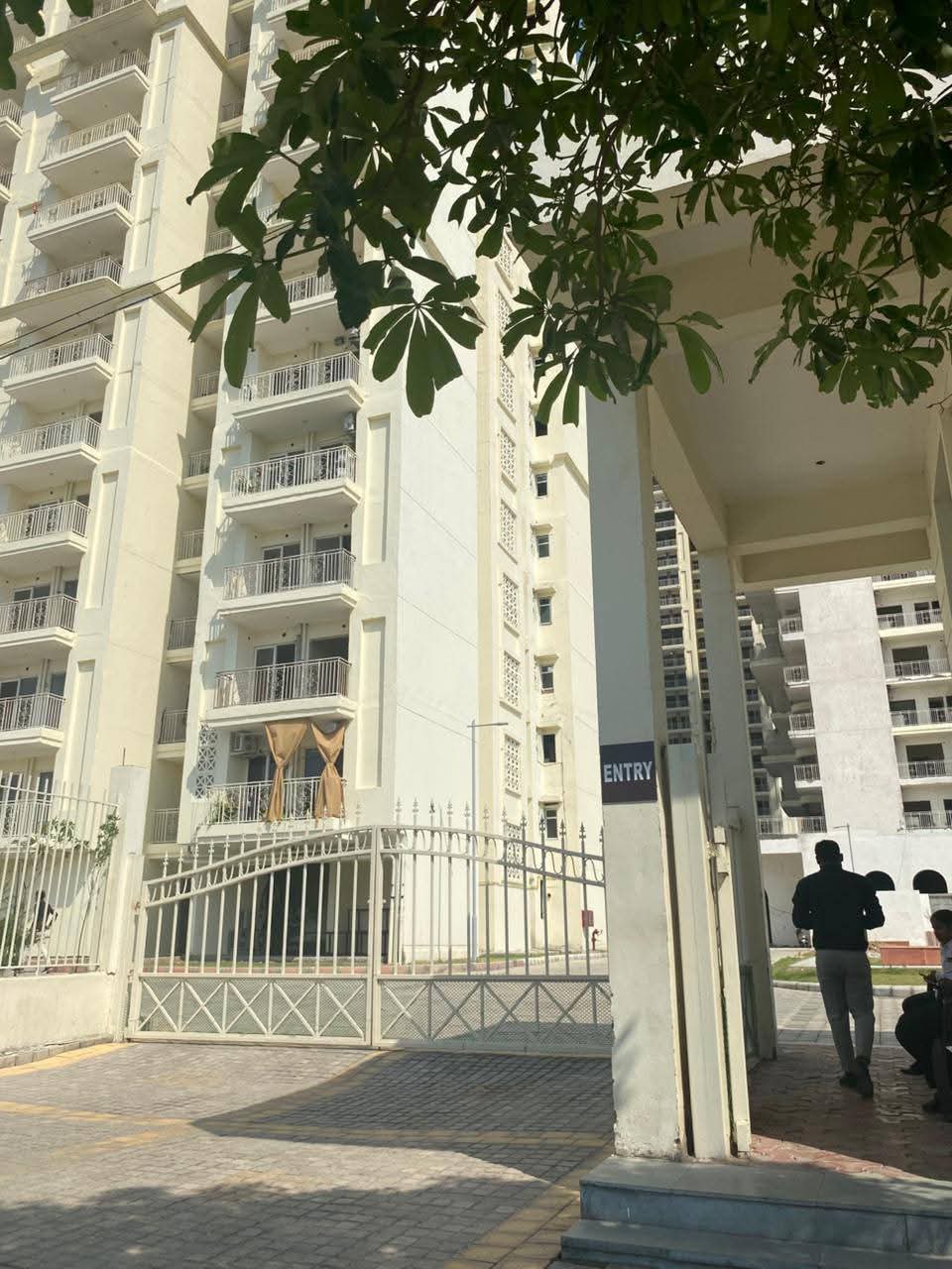 2 BHK Apartment For Rent in Galaxy North Avenue ll