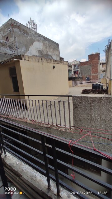 Balcony in 1 BHK Builder Floor at Mehrauli – for Rent