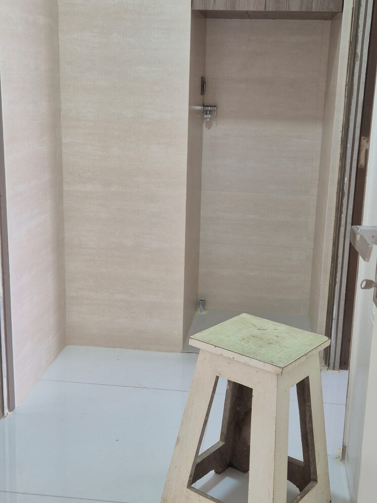 Bathroom, samartha-deep 2 Bedroom 1080 Sq.Ft. Apartment In Andheri West Mumbai 9094046