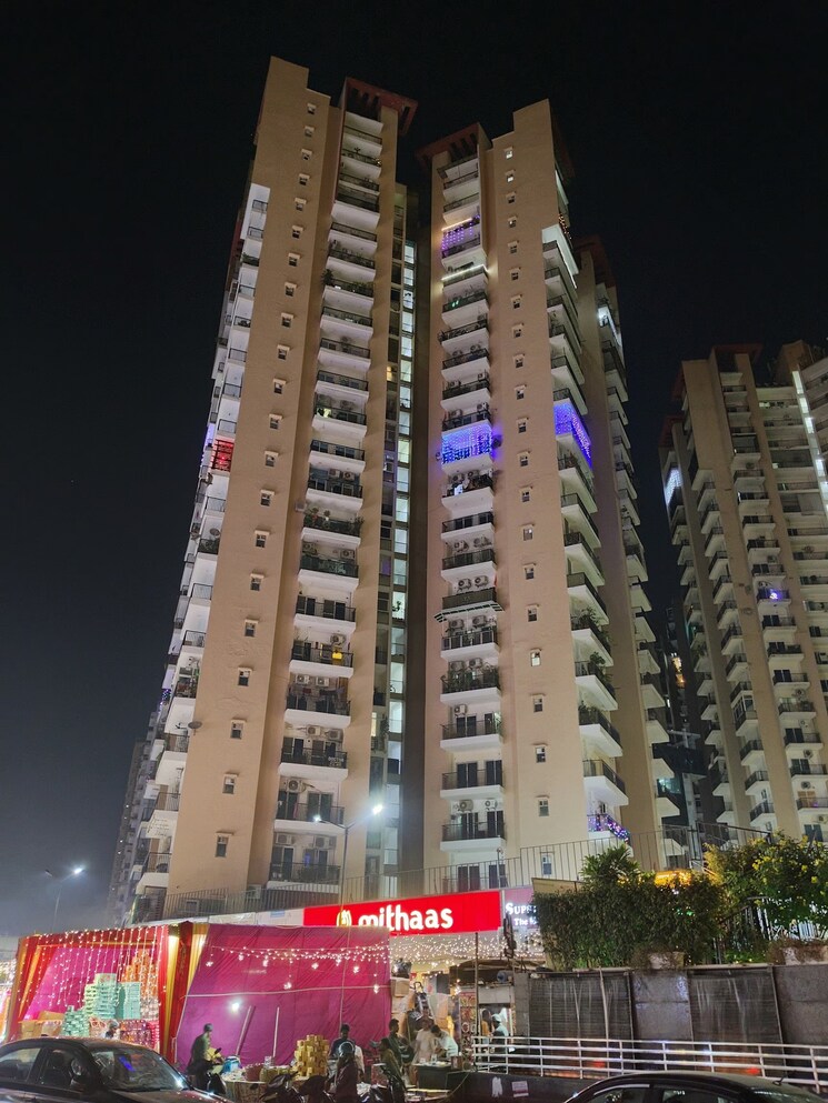 Exterior View, town-park-white-orchid 3 Bedroom 1865 Sq.Ft. Apartment In Sector 16c Greater Noida Greater Noida 9089900