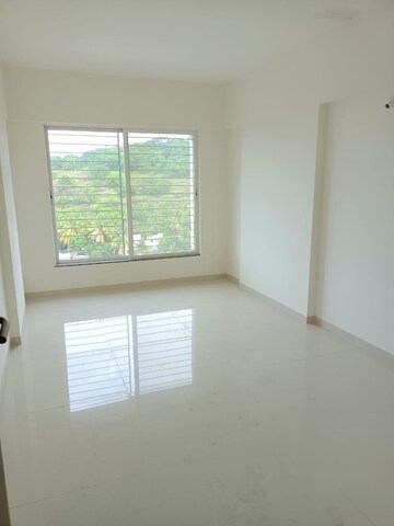 Room in 2 BHK Apartment at VTP Cygnus, Kharadi – for Rent