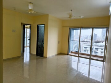 2 BHK Apartment For Rent in Lotus Lotus Link Square, Malad West