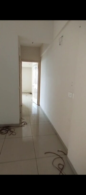 Room in 1 BHK Apartment at Wave Dream Homes, Wave City – for Rent