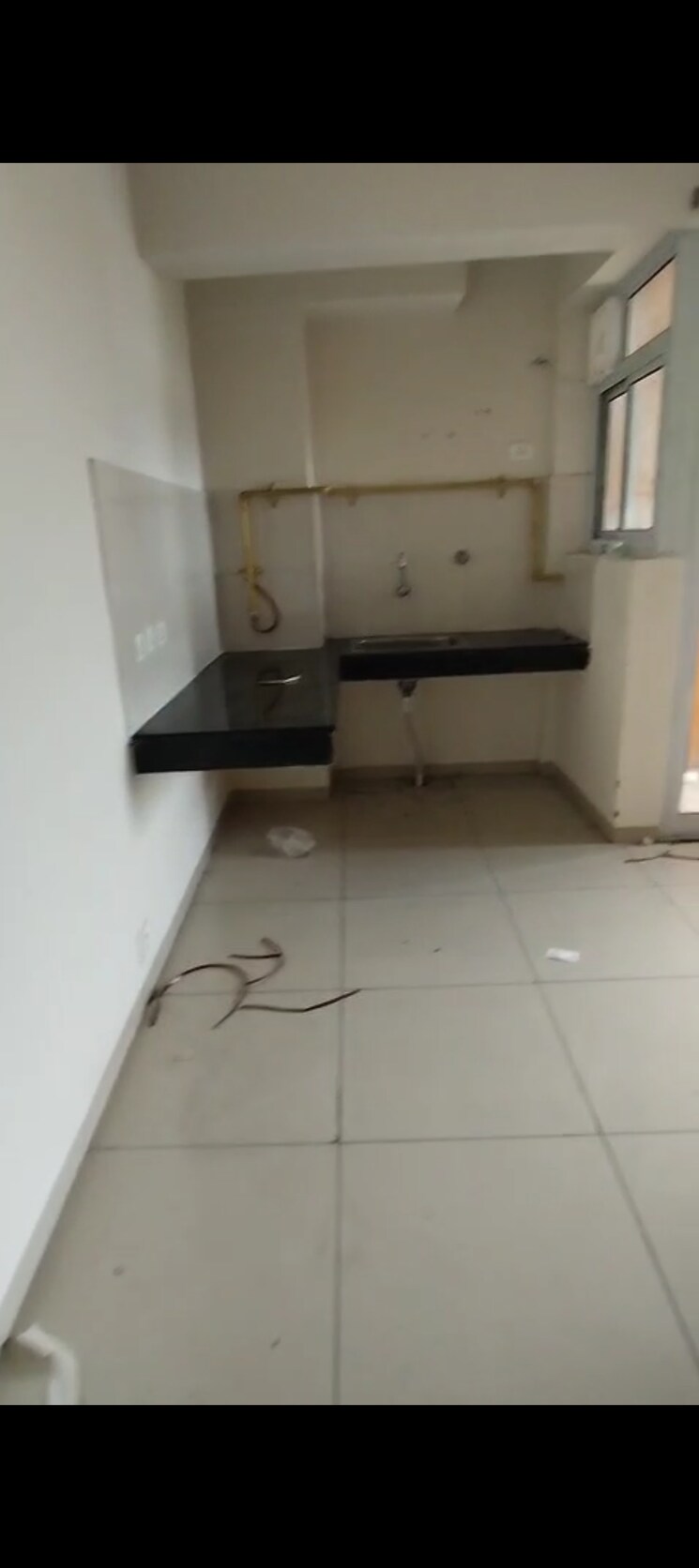 Kitchen, wave-dream-homes 1 Bedroom 540 Sq.Ft. Apartment In Wave City Ghaziabad 9094097