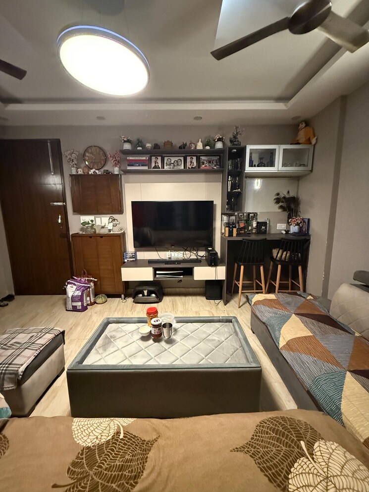 Living Room, town-park-white-orchid 3 Bedroom 1865 Sq.Ft. Apartment In Sector 16c Greater Noida Greater Noida 9089900