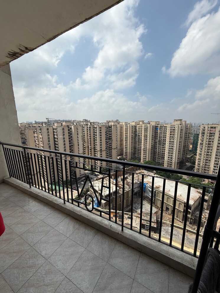 Balcony, town-park-white-orchid 3 Bedroom 1865 Sq.Ft. Apartment In Sector 16c Greater Noida Greater Noida 9089900