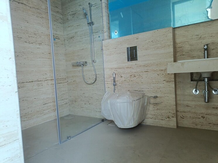 Bathroom, raheja-imperia 3 Bedroom 1414 Sq.Ft. Apartment In Worli Mumbai 9094093
