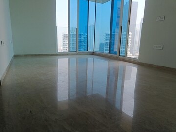 Room in 3 BHK Apartment at Raheja Imperia, Worli – for Sale