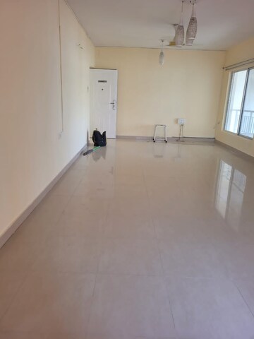 Room in 2 BHK Apartment at Zircon Ventures CHS Ltd, Viman Nagar – for Rent