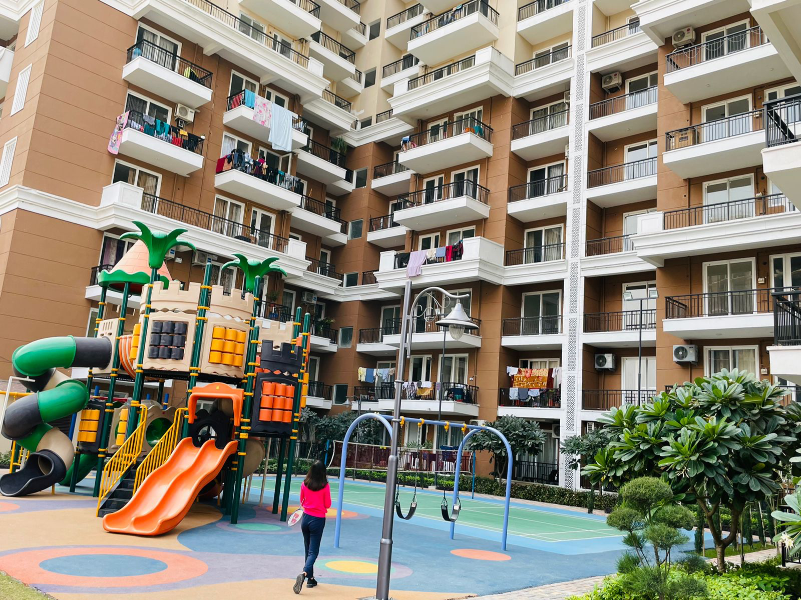 3 BHK + Servant Room Apartment For Sale in Ambika Florence Park