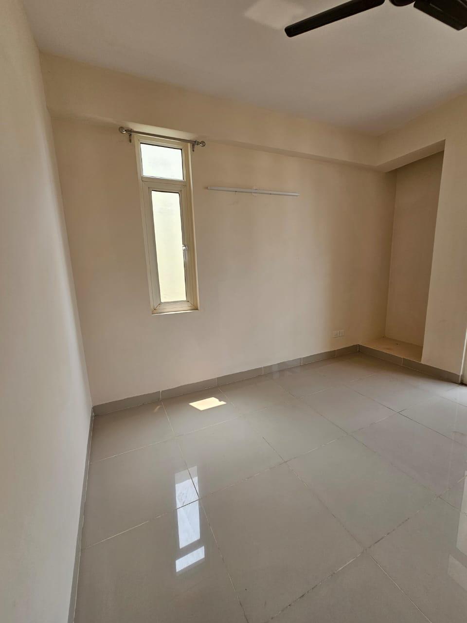 2 BHK + Extra Room 1213 Sq.Ft. Apartment in Wave Prime Floors