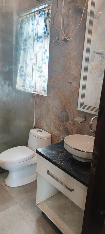 Attached Bathroom in 3 BHK Builder Floor at Sector 67 – for Rent