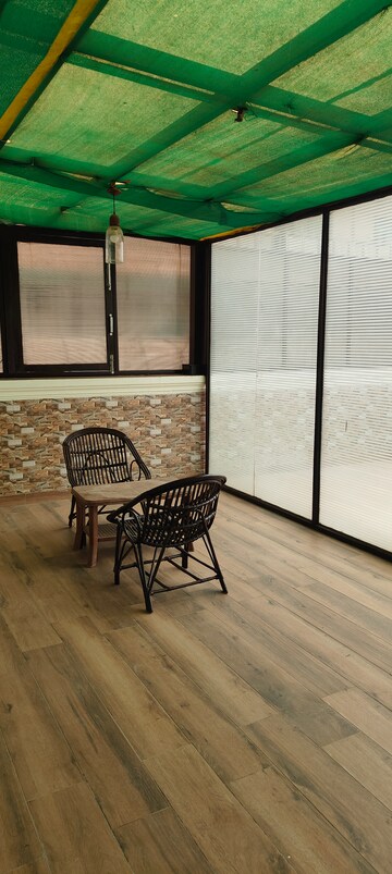 Living Room in 3 BHK Builder Floor at Sector 67 – for Rent