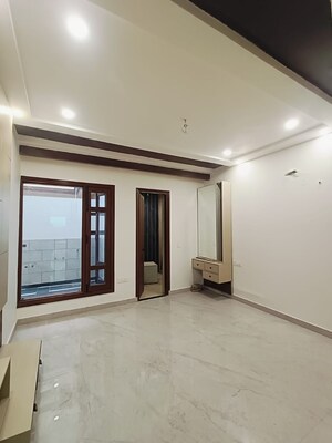 Room in 4 BHK Independent House at Sector 125 – for Sale