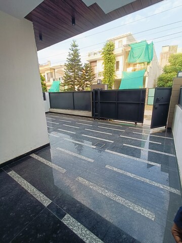 Parking in 4 BHK Independent House at Sector 125 – for Sale