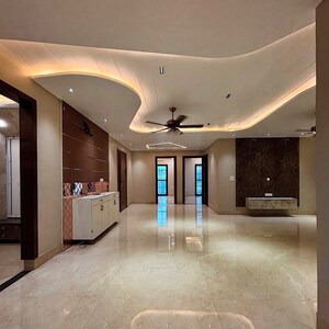 Building Lobby in 3 BHK Builder Floor at New Industrial Township 1 – for Sale