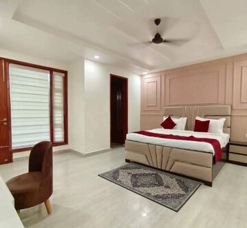 Bedroom in 3 BHK Builder Floor at Saket – for Rent