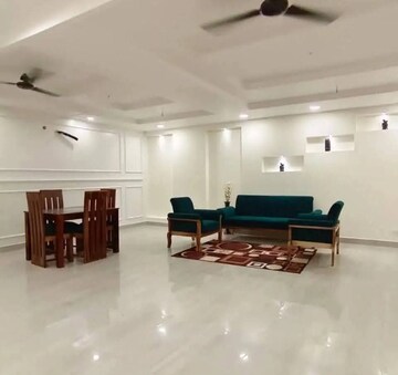 3 BHK Builder Floor For Rent in Saket