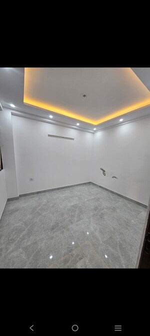 Room in 3 BHK Builder Floor at Saket – for Sale