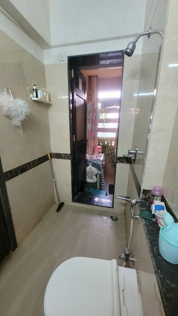 Furnished Amenities in 2 BHK Apartment at K Raheja Raheja Residency, Malad East – for Rent