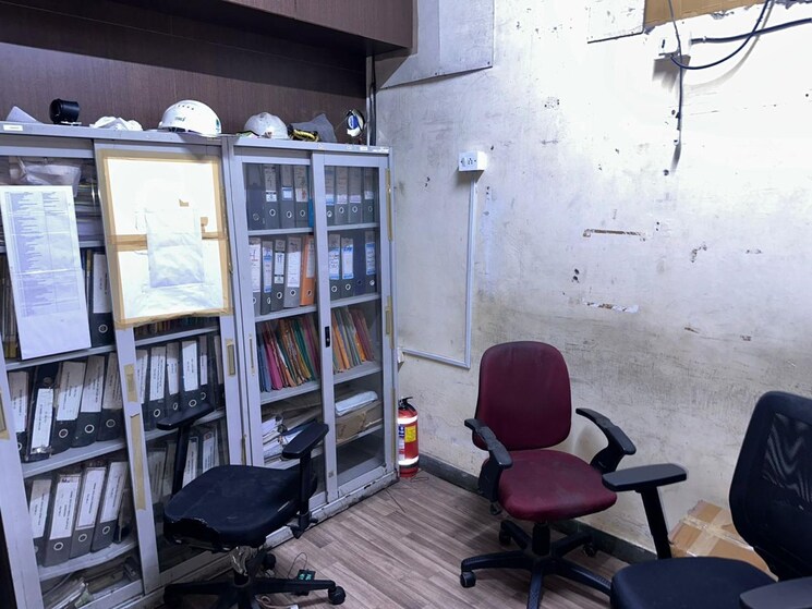 Team Area, turbhe-plaza Commercial Office Space 4500 Sq.Ft. In Turbhe Navi Mumbai 9094281