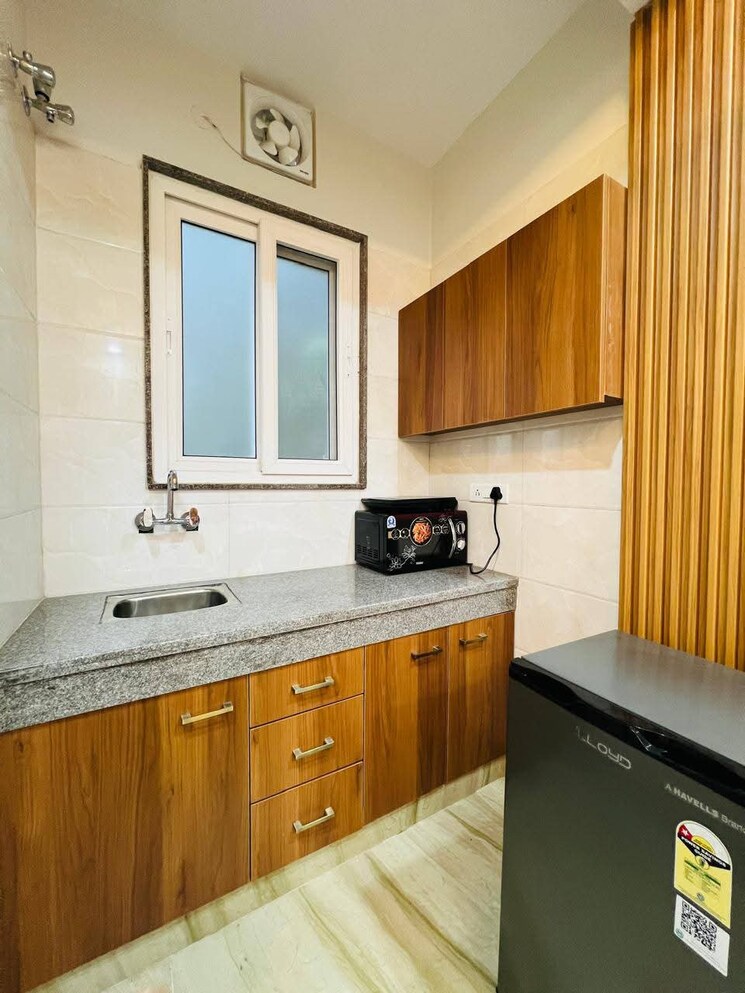 Kitchen, saket Studio 350 Sq.Ft. Builder Floor In Saket Delhi 9094295