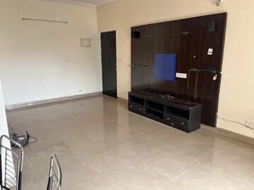 Room in 2 BHK Apartment at Abodh Valmark, Hebbal – for Rent