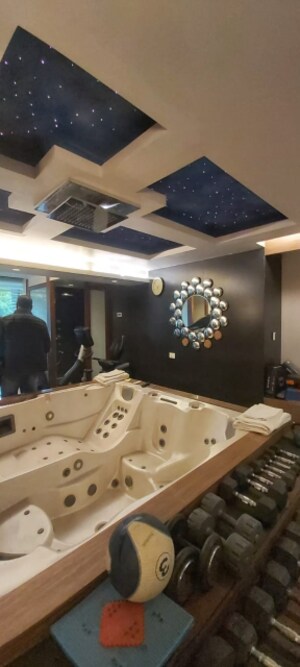 Team Area in 3 BHK Builder Floor at Vasundhara Sector 1 – for Sale