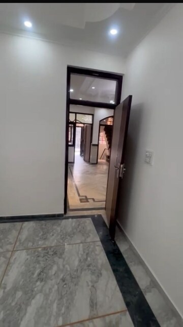 Building Lobby in 3 BHK Builder Floor at Vasundhara Sector 1 – for Sale