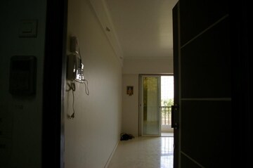 Bathroom in 2 BHK Apartment at Ravi Estate, Pokhran Road No One – for Sale