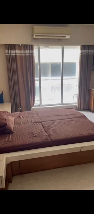 Bedroom in 4 BHK Apartment at Gajra Balaji Tower, Santacruz West – for Sale