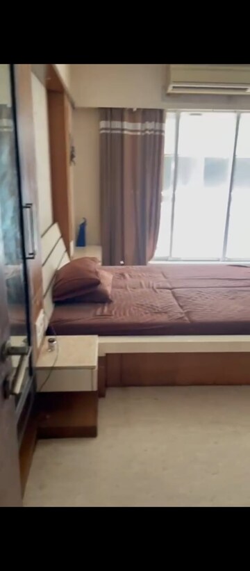Bedroom in 4 BHK Apartment at Gajra Balaji Tower, Santacruz West – for Sale