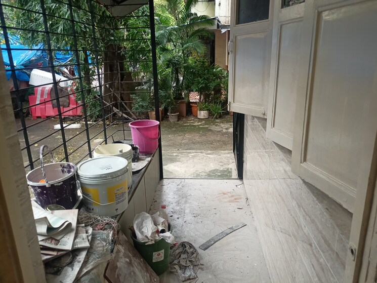 Balcony, adarsh-nagar-society 1 Bedroom 450 Sq.Ft. Apartment In Worli Mumbai 9094350