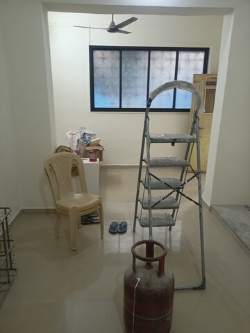 Room in 1 BHK Apartment at Adarsh Nagar Society, Worli – for Rent