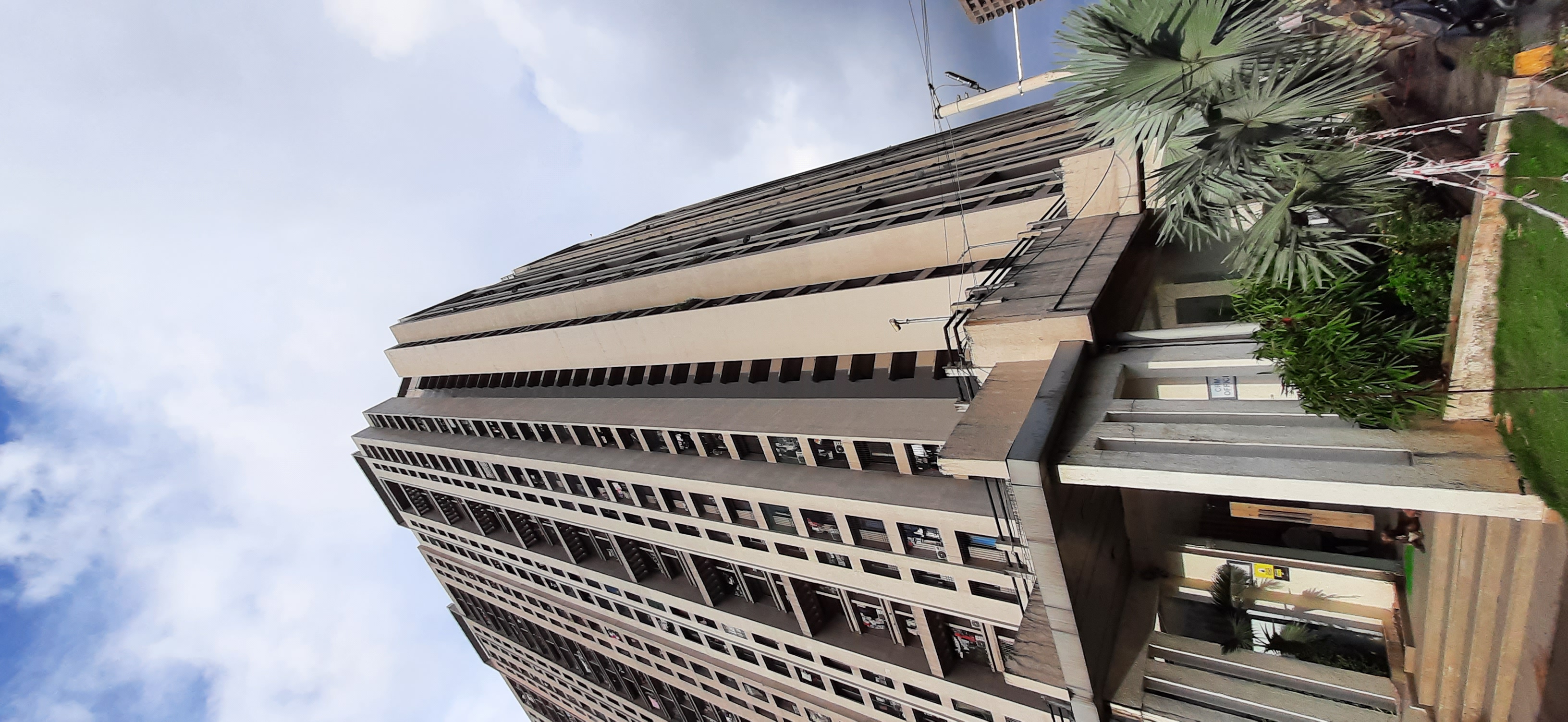 1 BHK 437 Sq.Ft. Apartment in Dosti Planet North