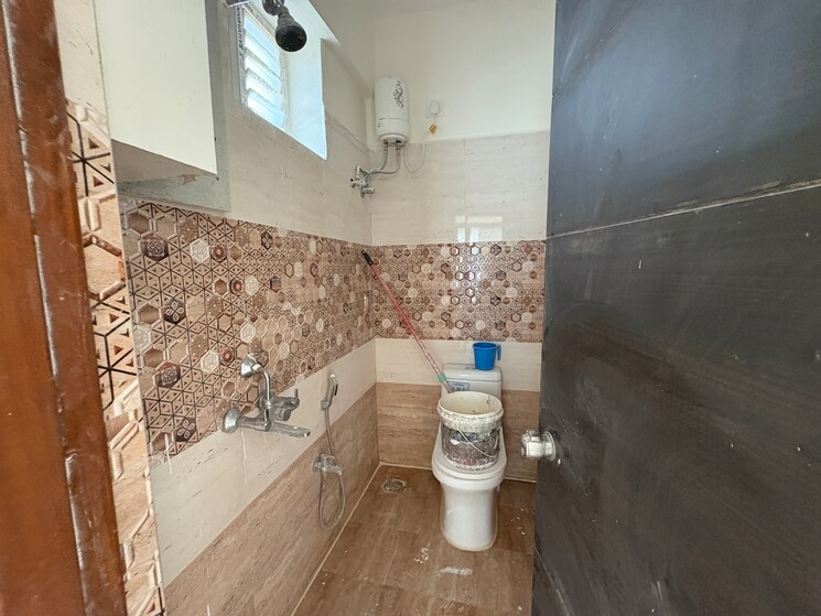 Bathroom, kondapur 1 Bedroom 750 Sq.Ft. Builder Floor In Kondapur Hyderabad 9094334