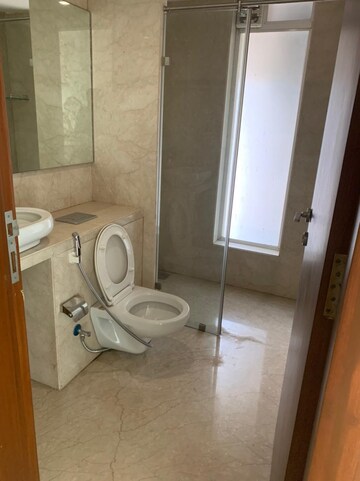 Bathroom in 4 BHK Apartment at Vasukamal Apartments, Bandra West – for Rent