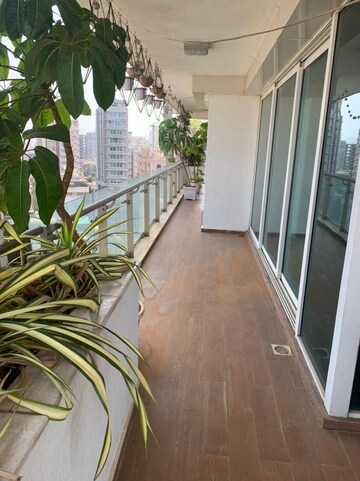 Balcony in 4 BHK Apartment at Vasukamal Apartments, Bandra West – for Rent