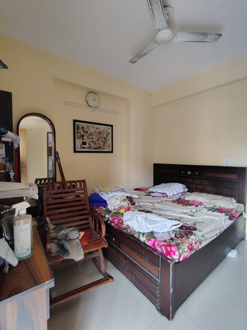 Furnished Amenities in 3 BHK Apartment at Adore Happy Homes Exclusive, Sector 86 – for Sale