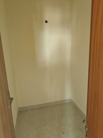 Master Bedroom in 2 BHK Independent House at RWA Apartments Sector 27, Sector 27 – for Rent