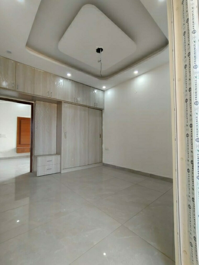 Room, ambala highway 3 Bedroom 1350 Sq.Ft. Builder Floor In Ambala Highway Zirakpur 9094435
